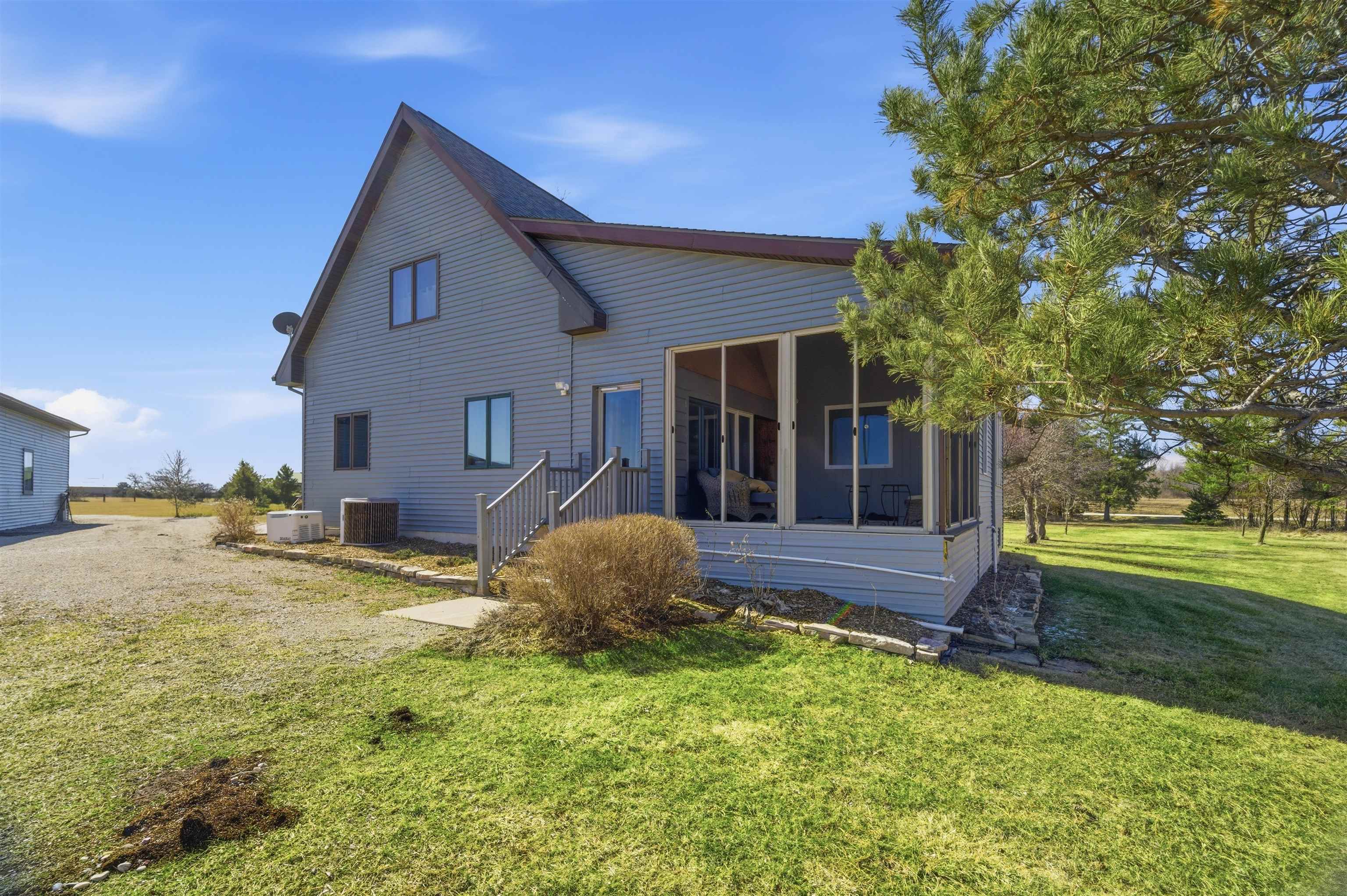 N4640 Lakeshore Drive
