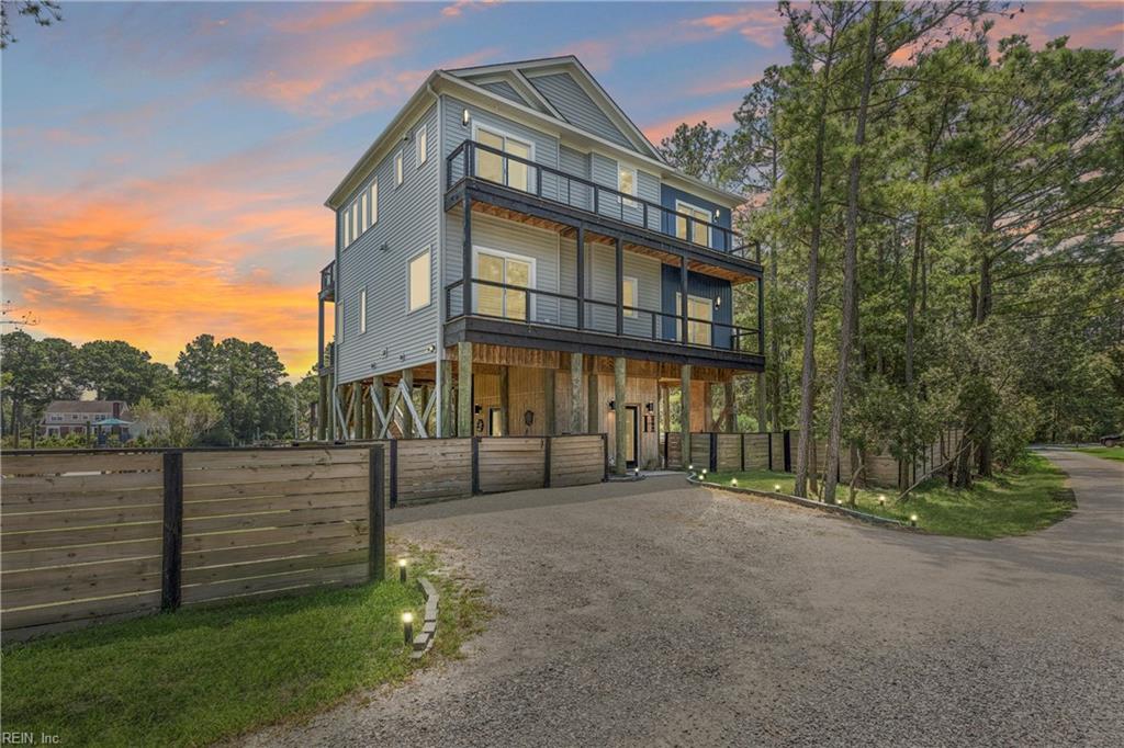 256 T Hunts Neck Road