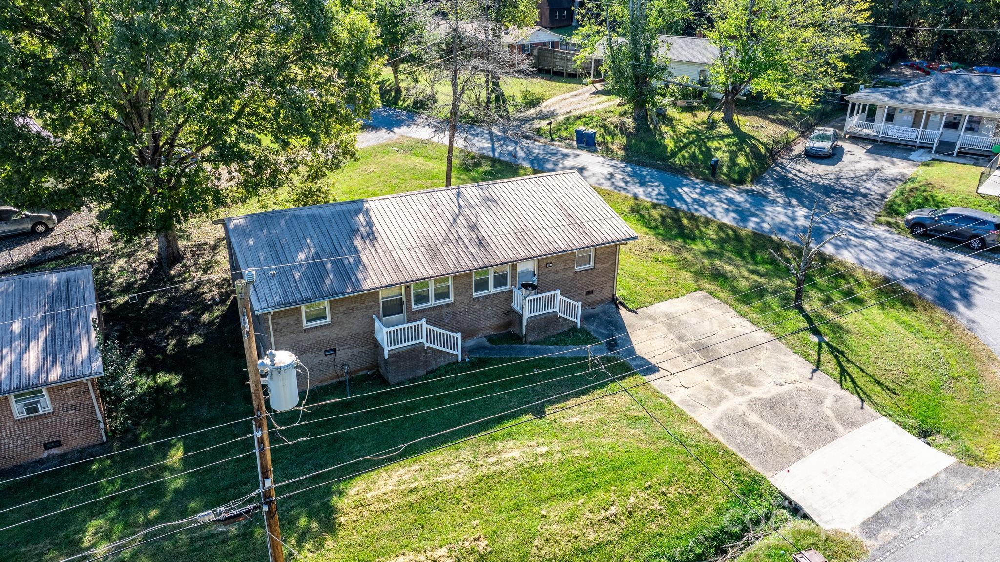 1806 & 1808 22nd Street NE