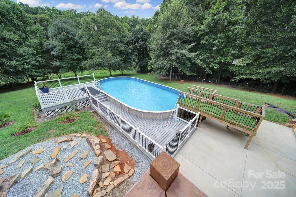 4394 Mountain Creek Road