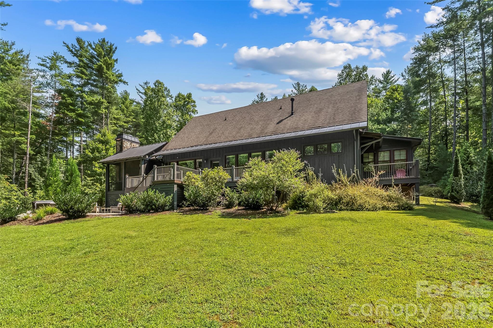 3201 Donahue Drive