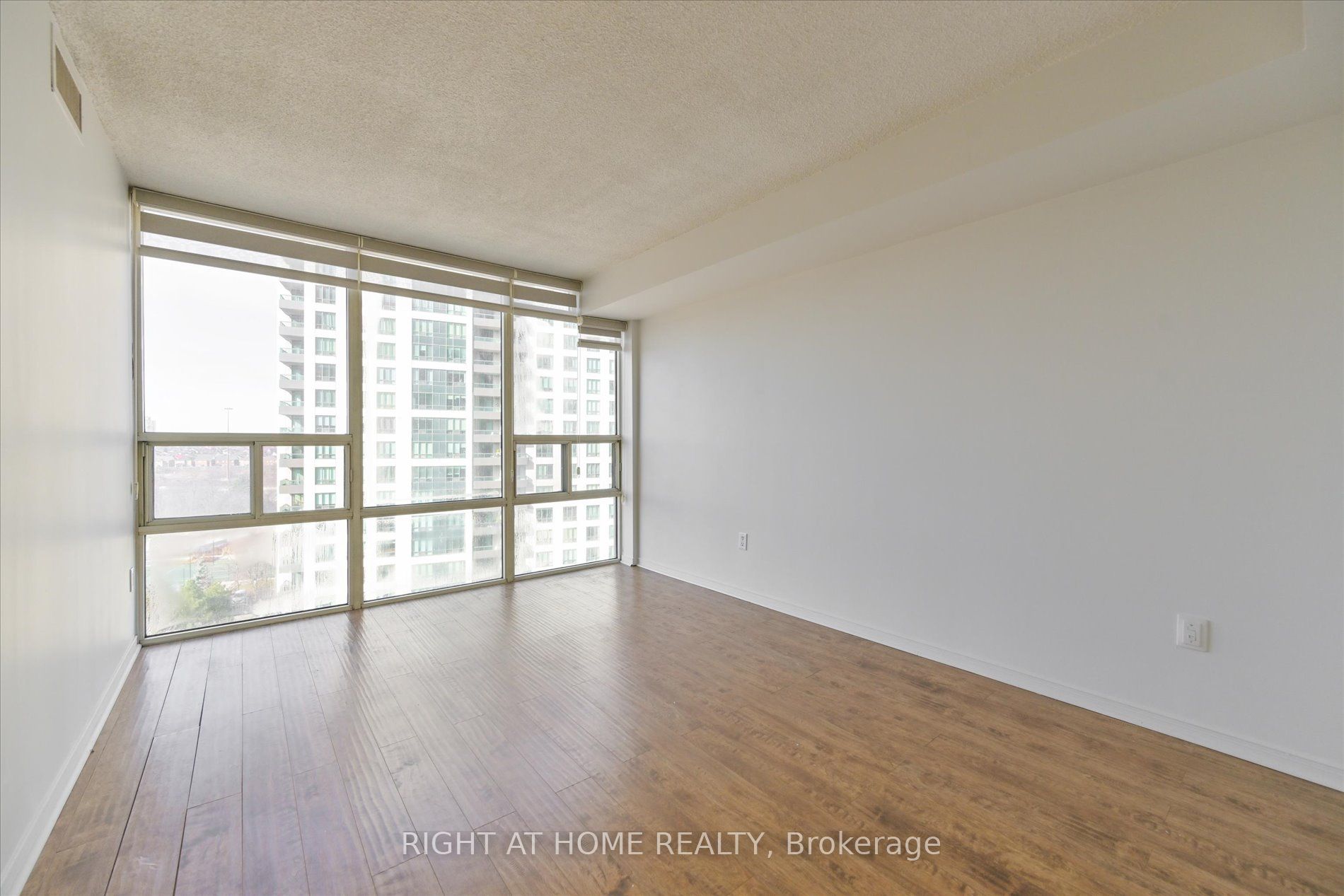 350 W Rathburn Rd 1107