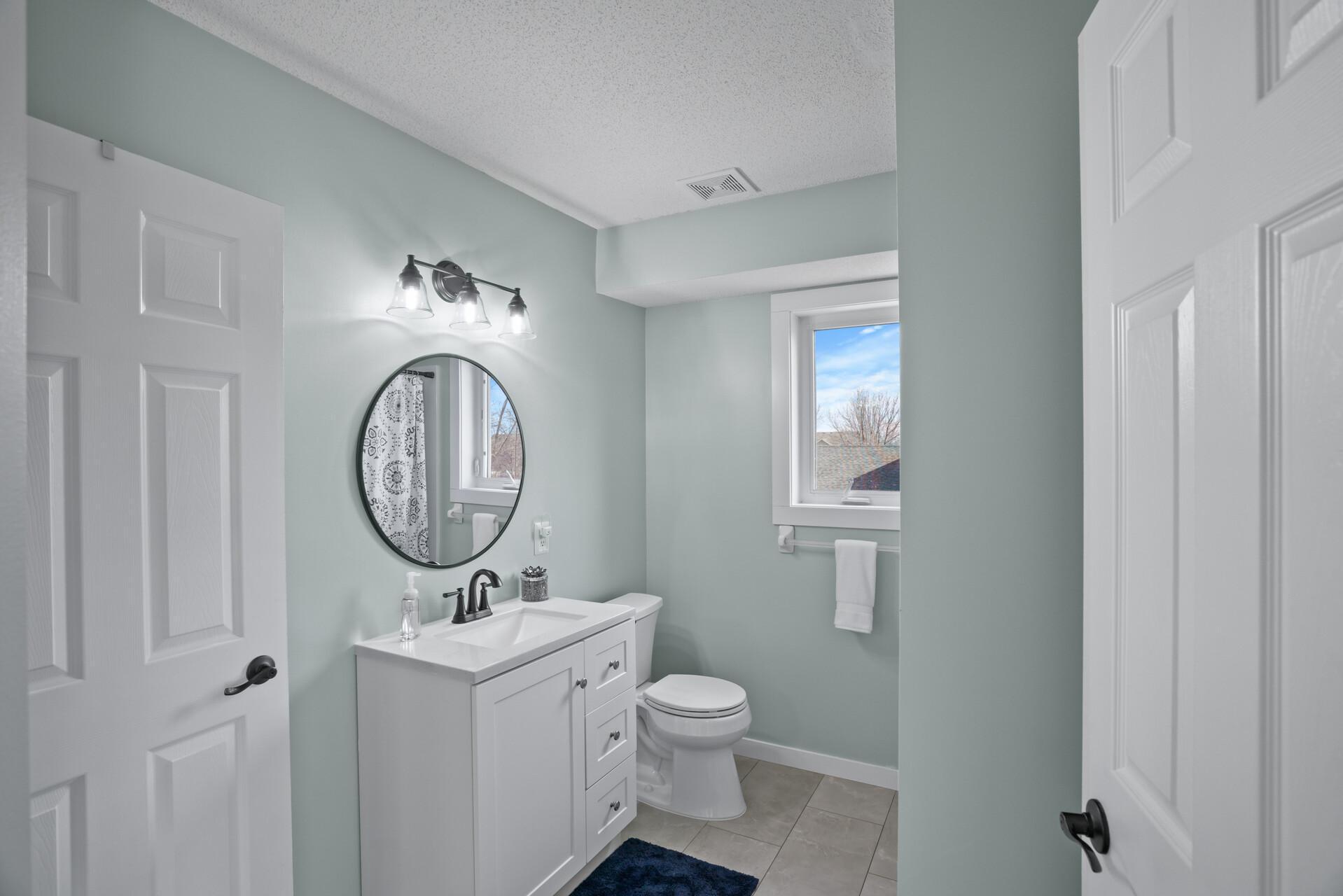 4967 Kaiser Avenue NE