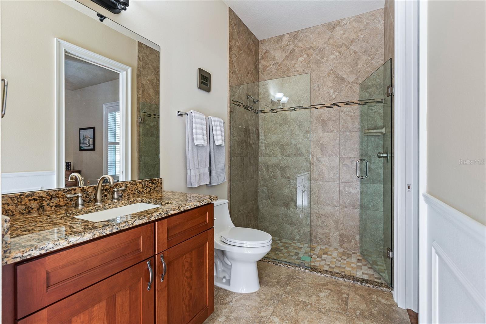 2 Humming Bird Circle