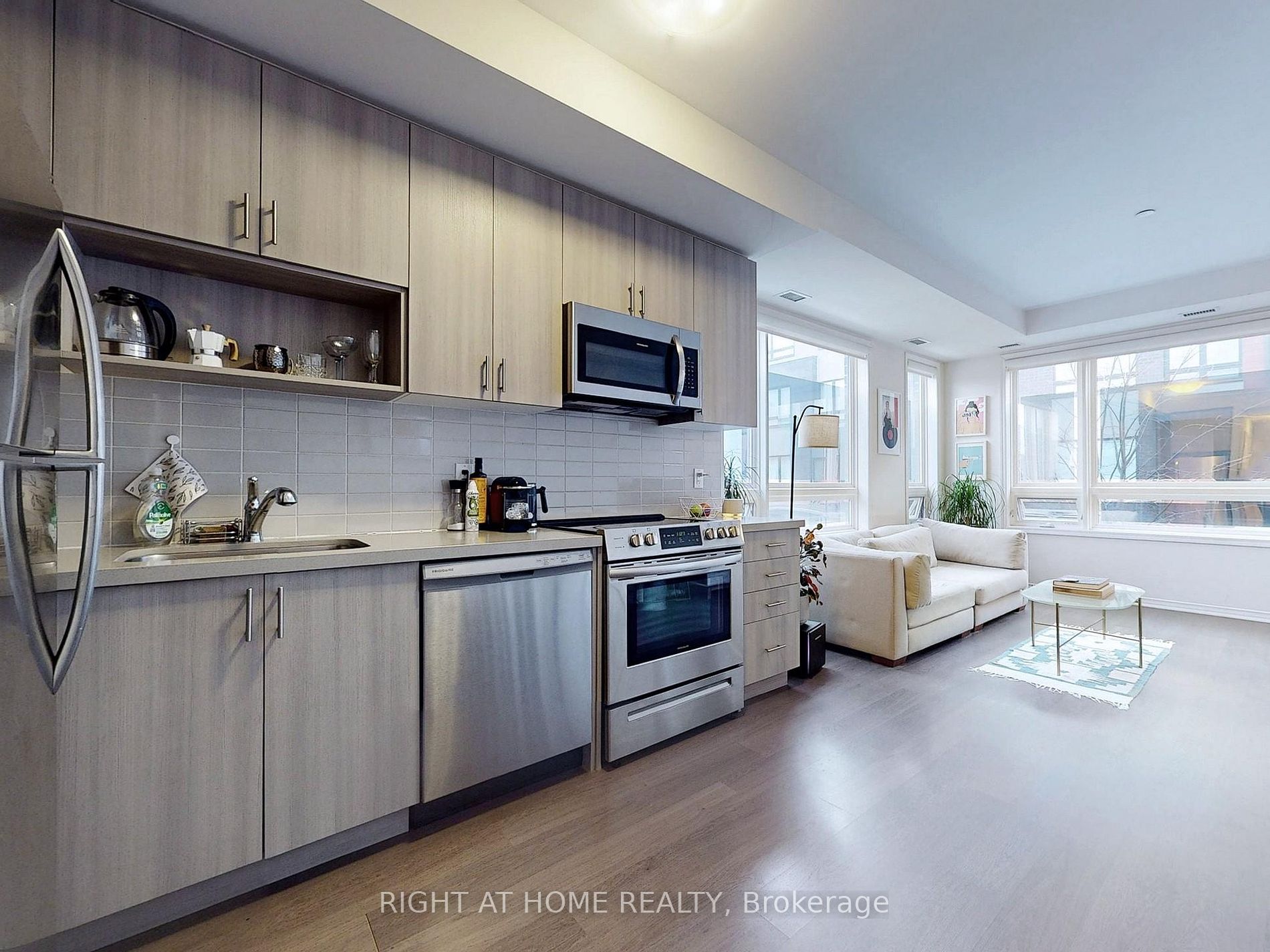 1100 Briar Hill Ave 201