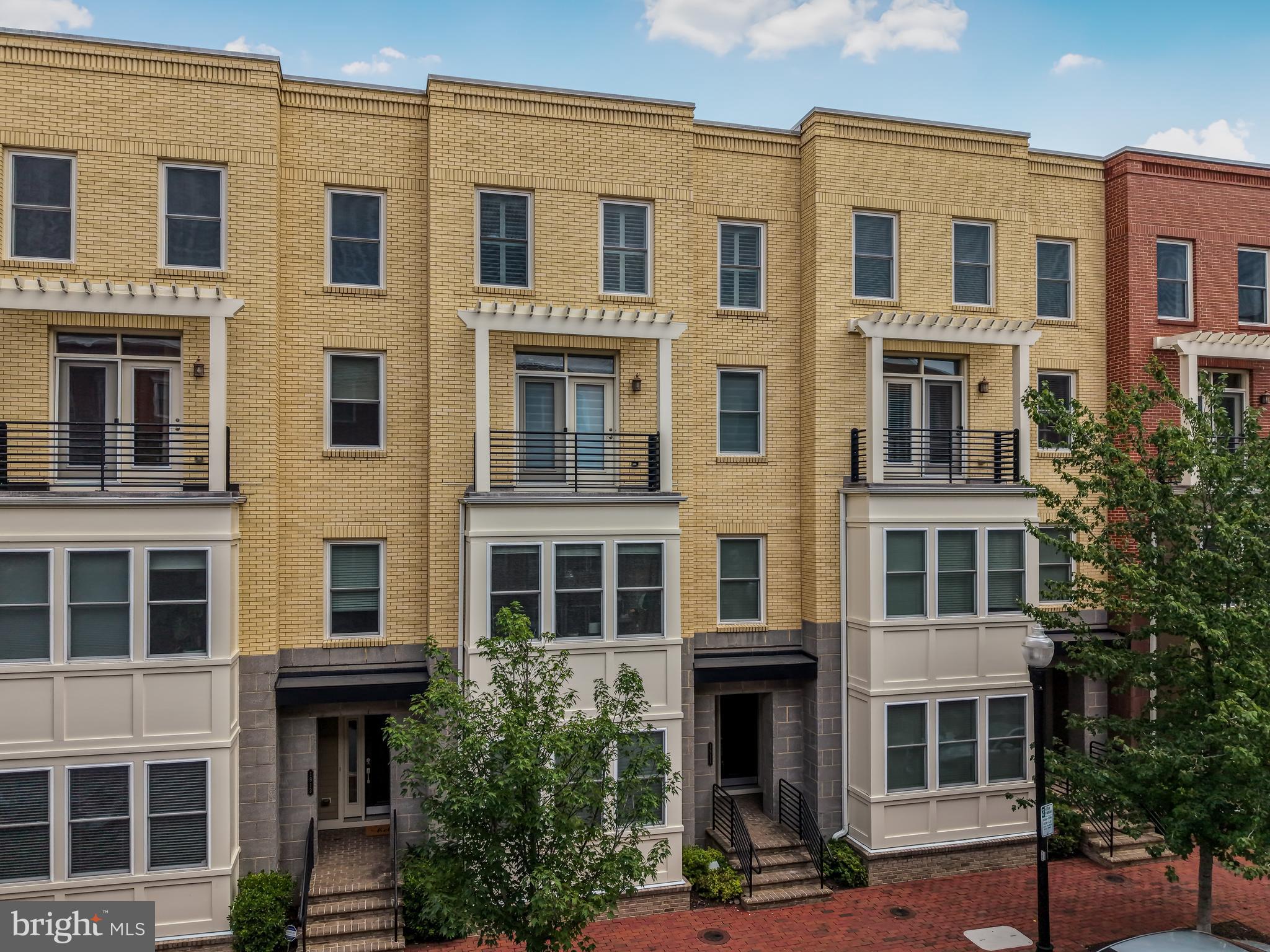 1911 Main Line Boulevard 102