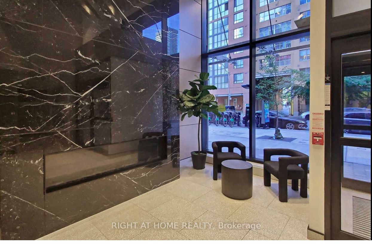 2A Church St St 2206