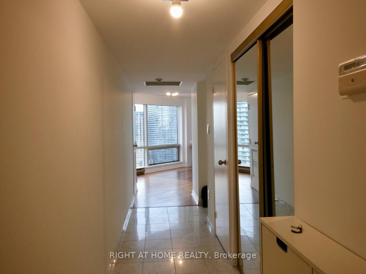 1001 Bay St 3104
