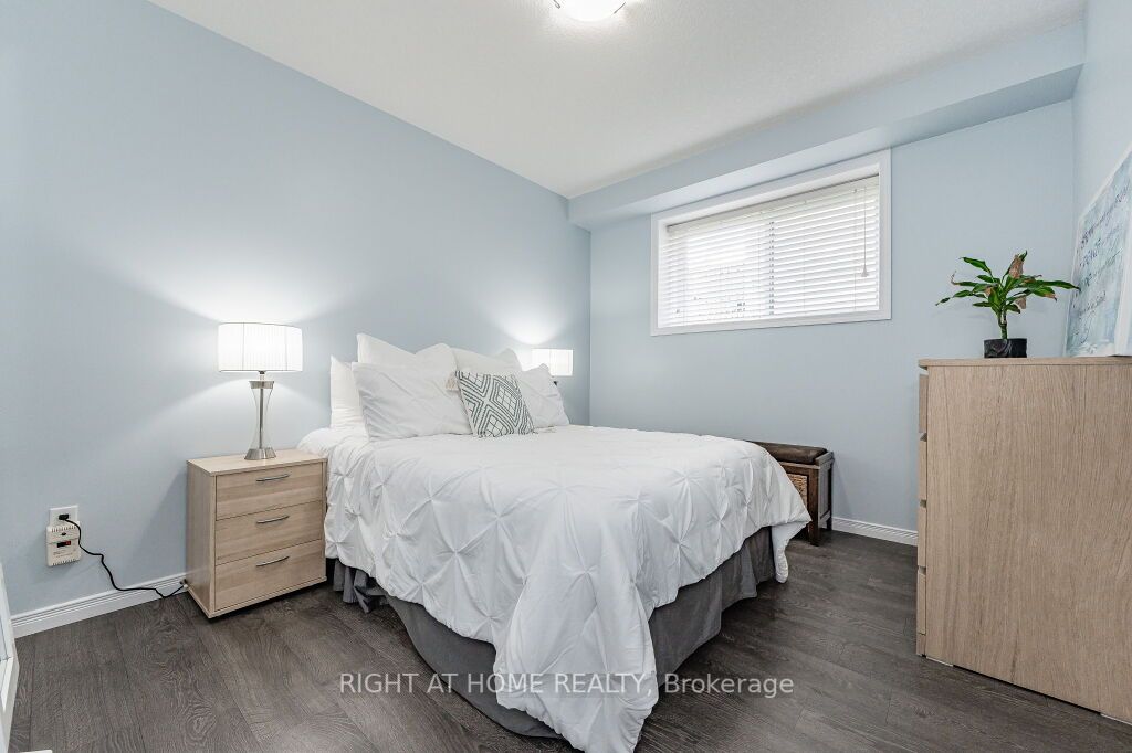 388 Old Huron Rd 5D