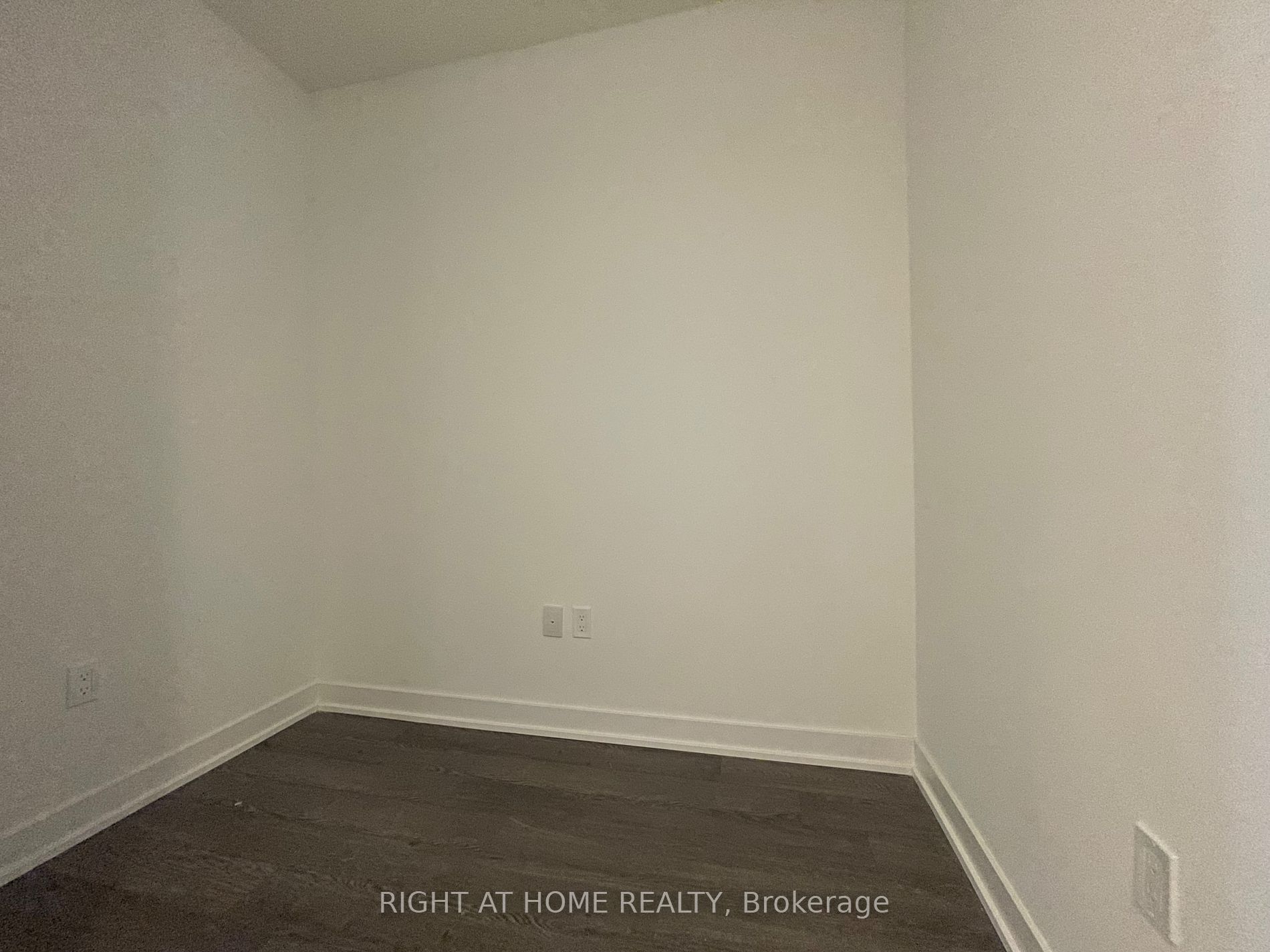 50 O'neill Rd 903