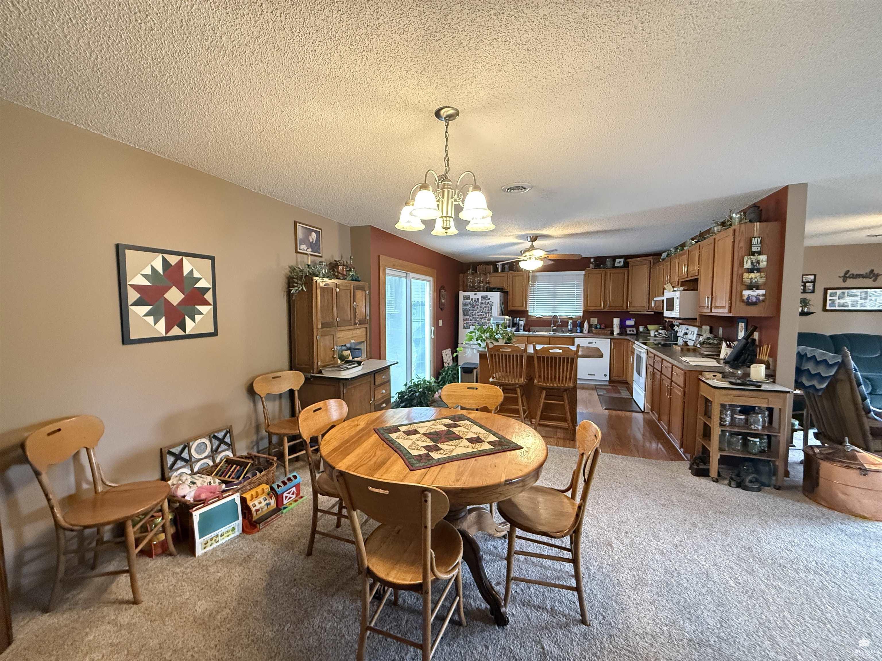 3851 Fox Ridge Drive