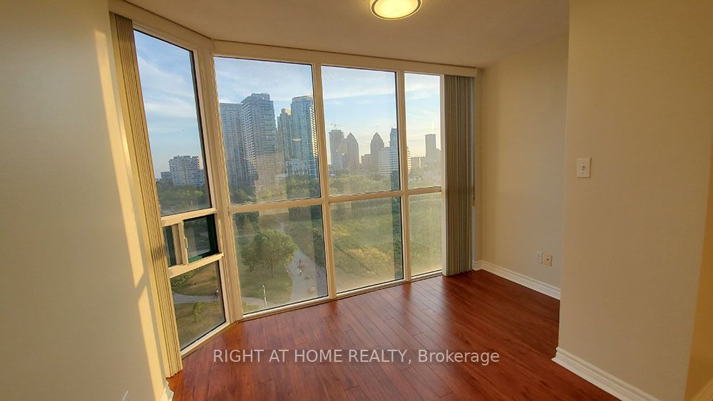 285 Enfield Pl 1009