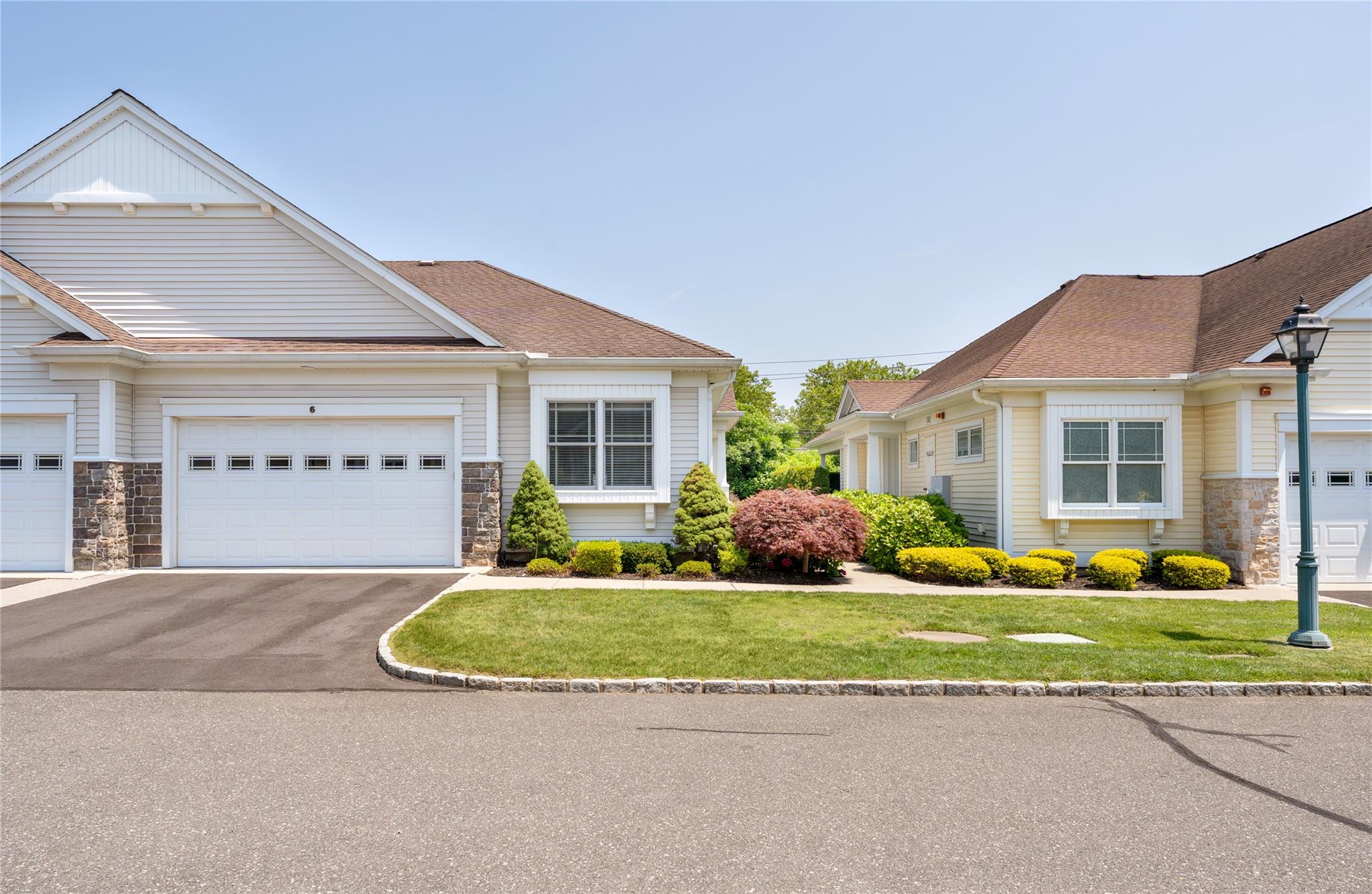 Enjoy carefree ranch style living at its' best in the desirable Oaks development of Stony Brook.  This 55 plus community is comprised of 45 units in a prime location that is close to all area amenities (recreational activities, shopping, dining, West Meadow Beach, LIRR, Stony Brook University & Medical Center, Staller Center and more!)  yet a world away!  This sun filled offering exudes a tranquil feeling and the Open Floor plan offers 1,574 square feet of living space with high ceilings and one level living.  There is also a full, partially finished basement and attached two car garage.  The unit was built in 2005 and has been lovingly cared for since!  Large windows, gas fireplace, recessed lighting, beautiful molding detail, solid wood cabinetry, 3/4 finished basement with areas for storage and utility.  Nothing else like this currently on the market.  Seize the opportunity to make it yours!