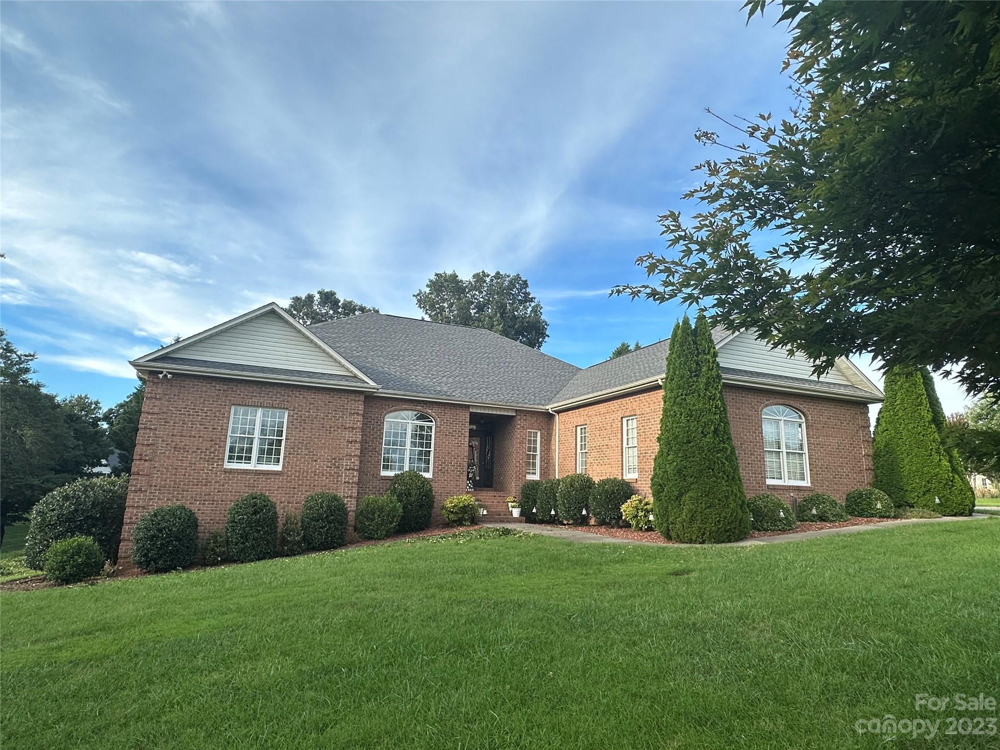 111 Merlins Way