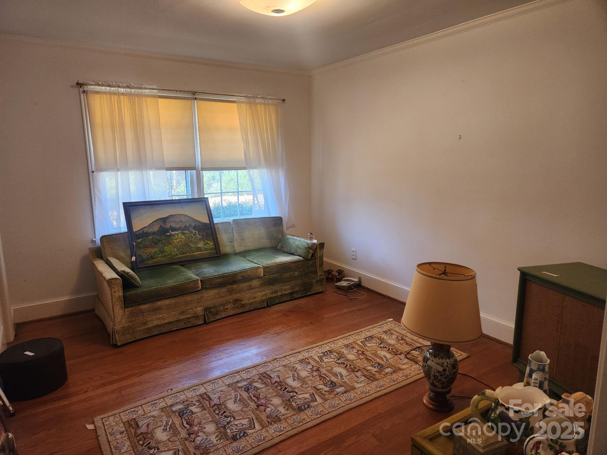 214 Robinwood Circle