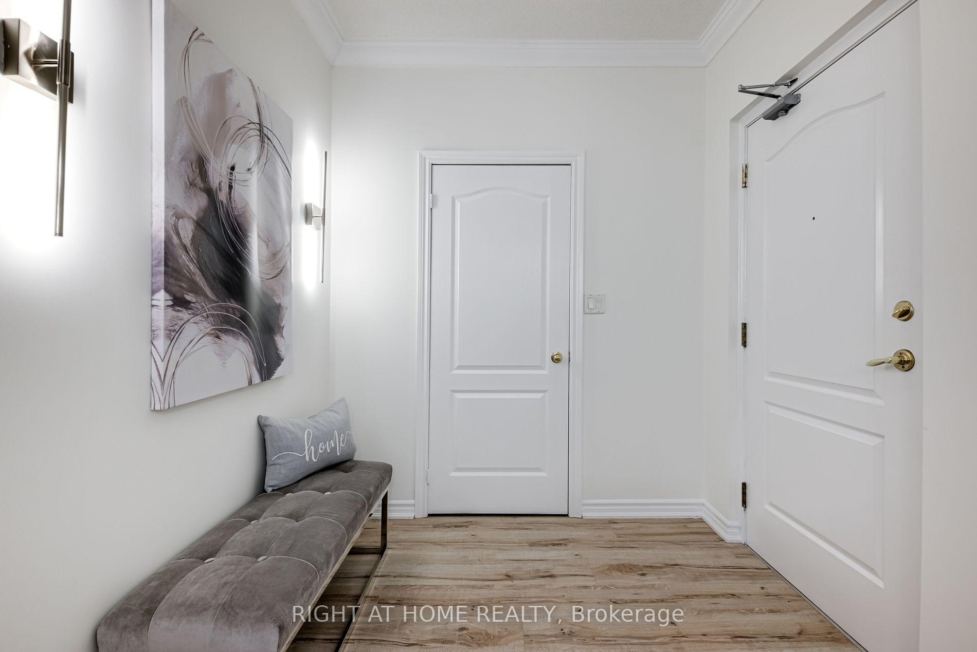 3351 Cawthra Rd 318
