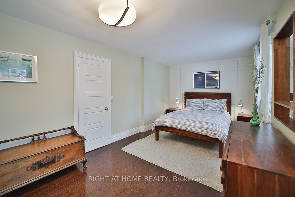 24 Garden Pl