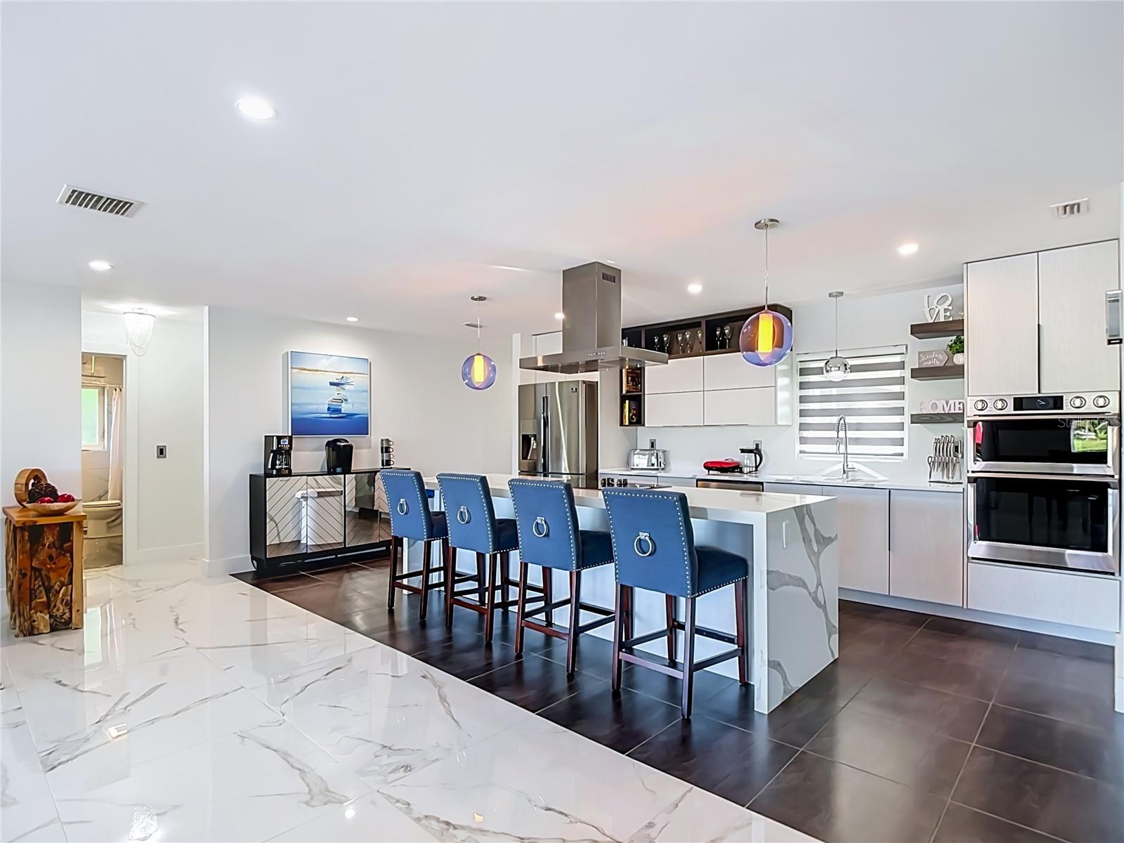 4449 Crews Court