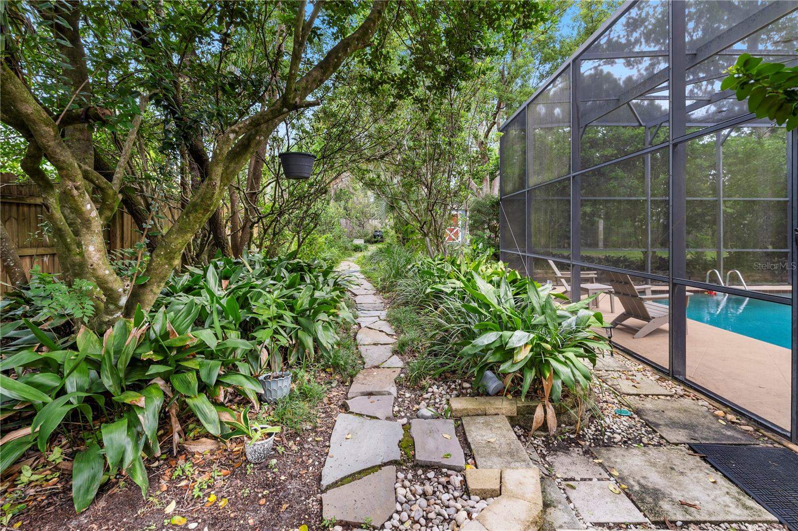102 Sweetwater Hills Drive