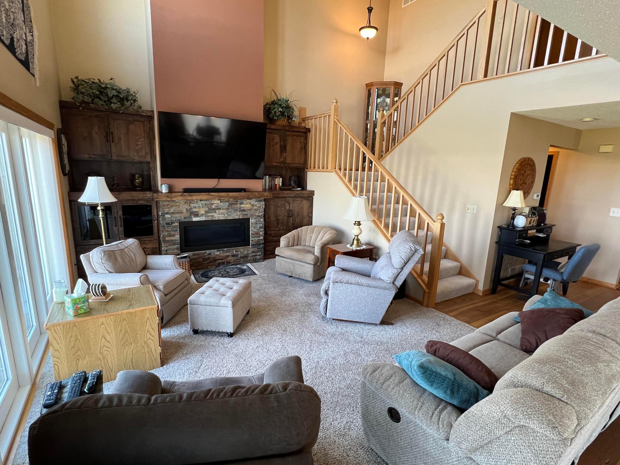 7922 Tournament Trail