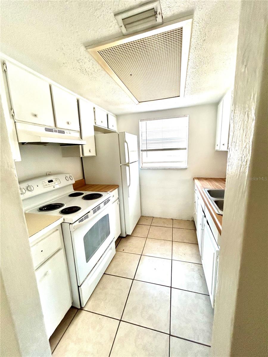 1217 Kennedy Road 06