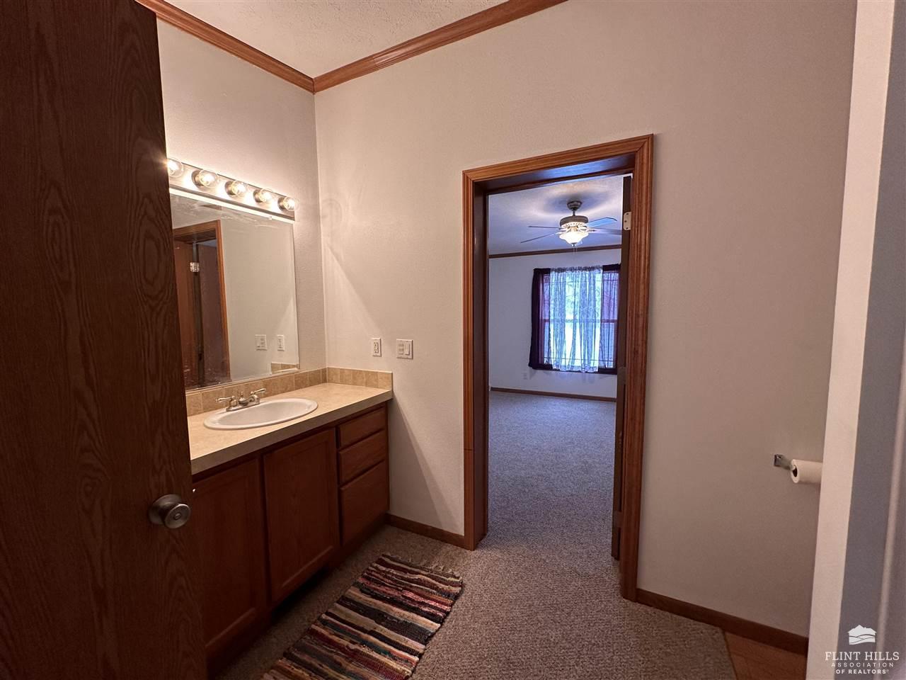 601 1/2 Gypsum Street