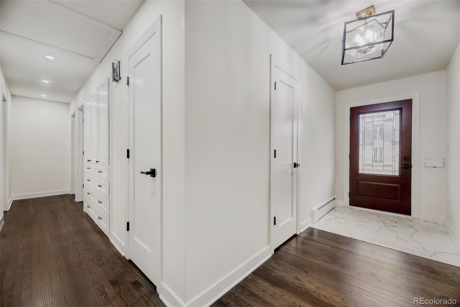3843 S Elm Street