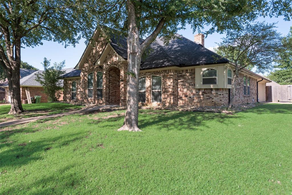 8000 Kendra Lane