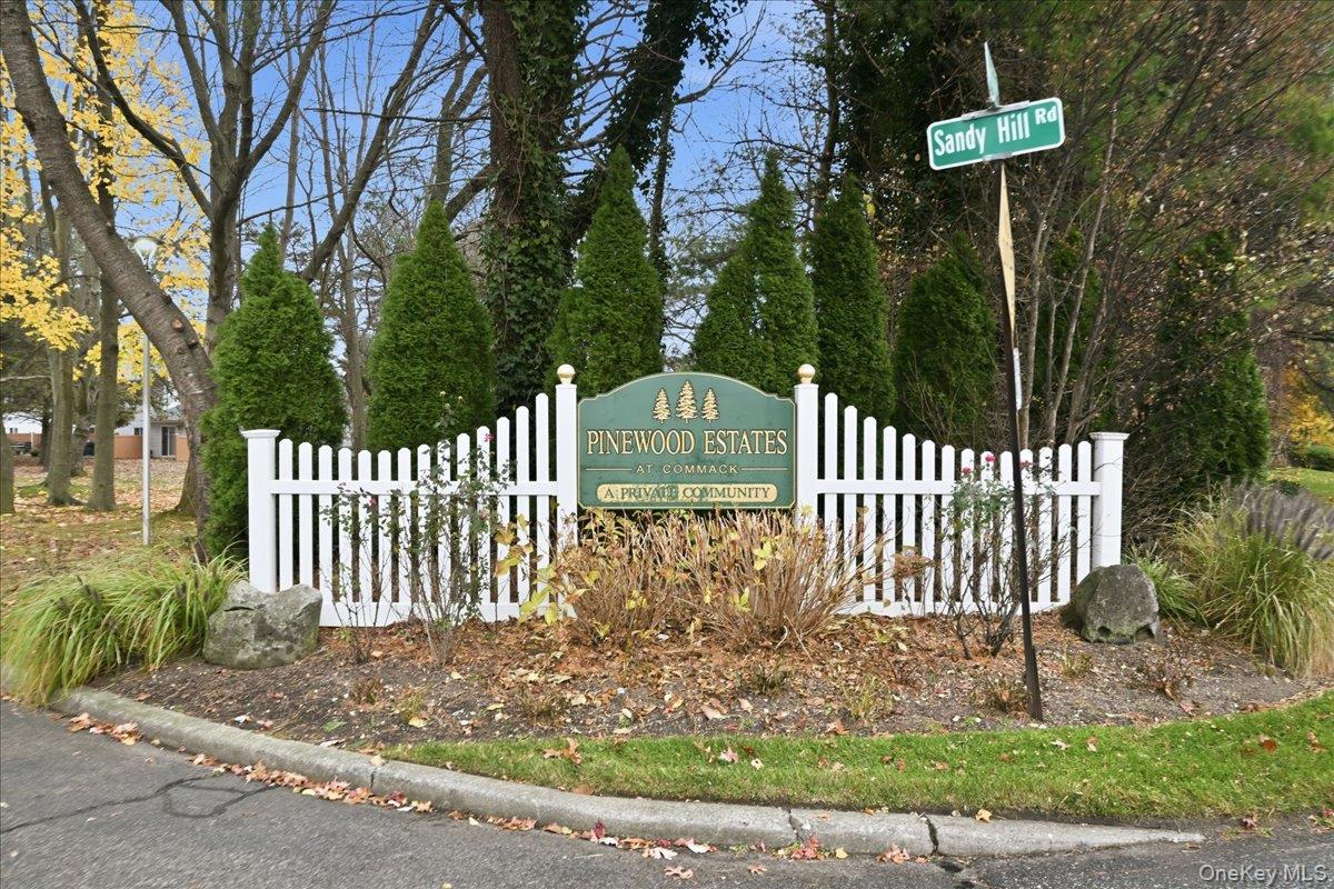 Welcome to the Pinewood Estates at Commack.  This spacious one bedroom townhouse features renovated 1.5 baths, EIK with dining and living area, in unit washer/dryer, plenty of storage, with one car garage and driveway.  Enjoy the backyard with your private deck.  Located minutes from major highways.  Convenient to shopping and dining.