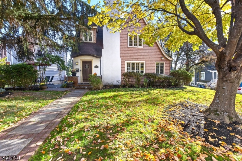 69 Olcott Ave