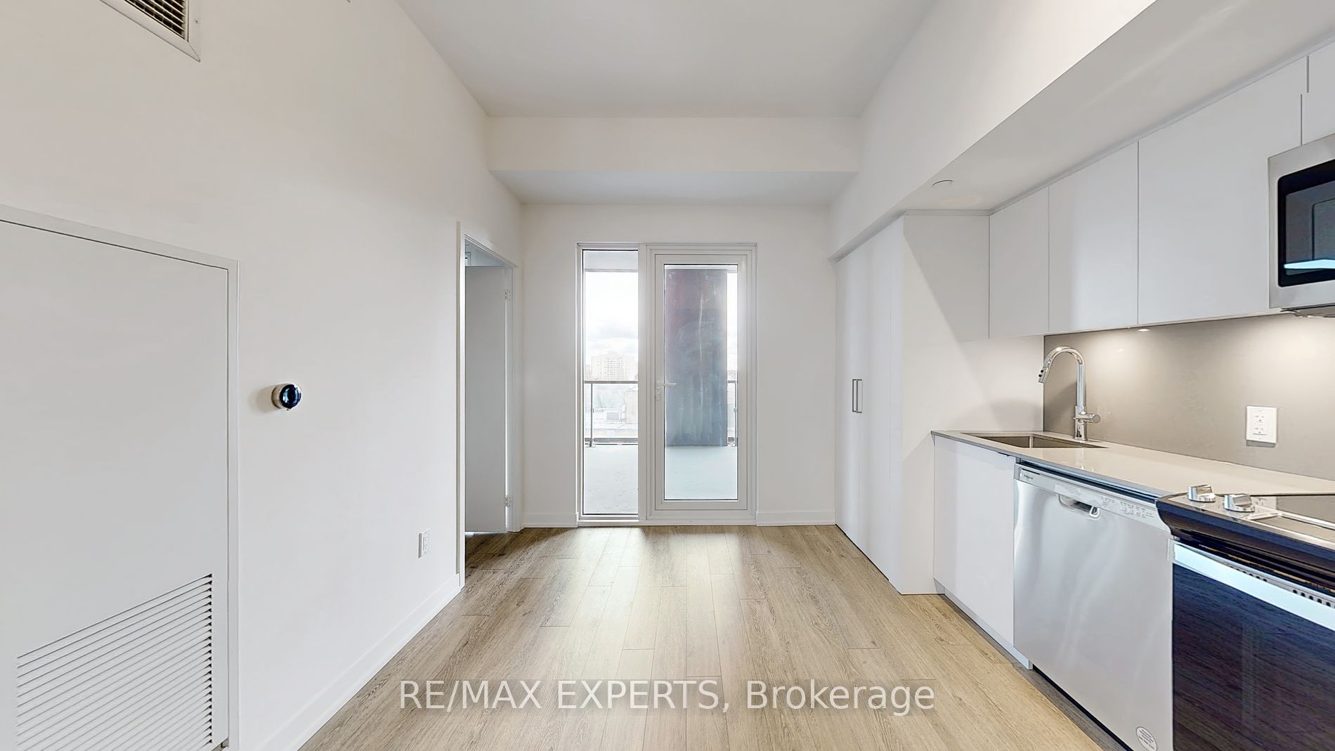 500 Wilson Ave 824