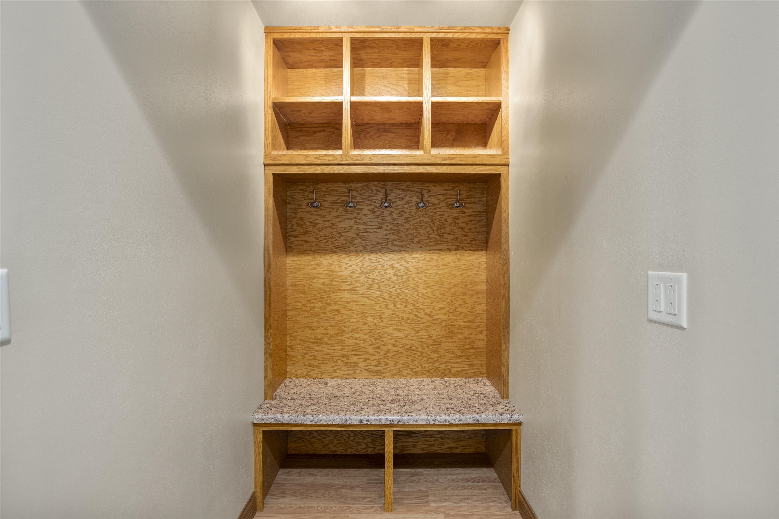 1501 E WYNDMERE Drive