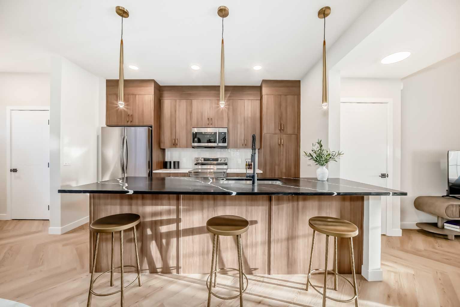 285 Cobblestone Gate