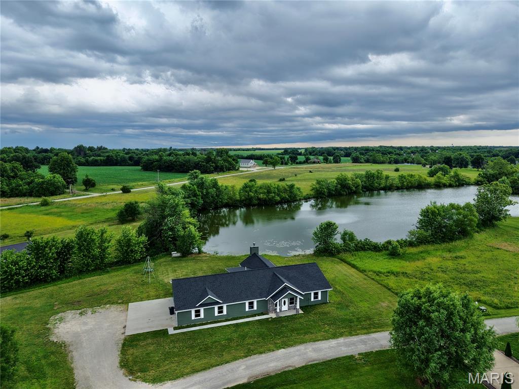 11120 W Lakeshore