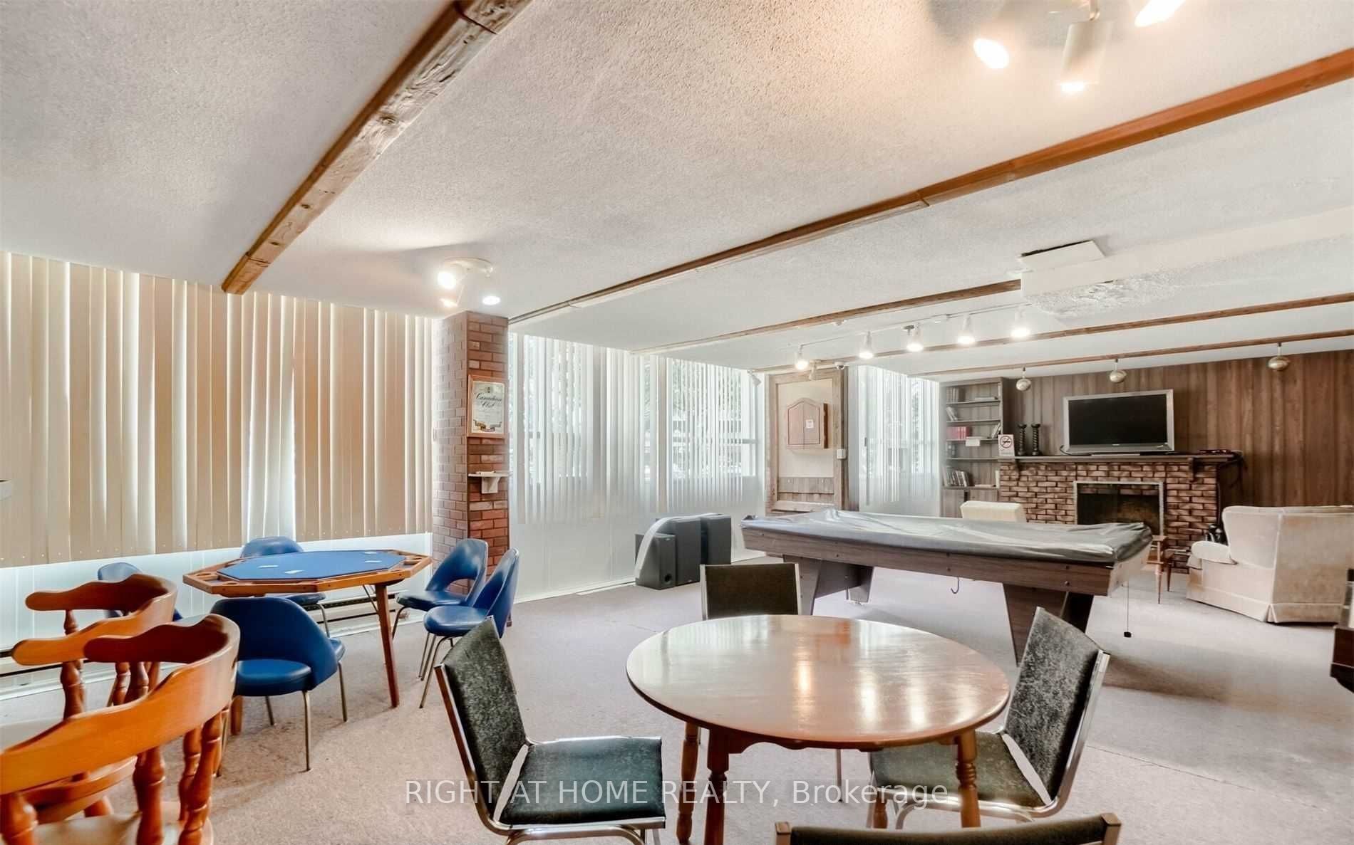 2323 Confederation Pkwy 408