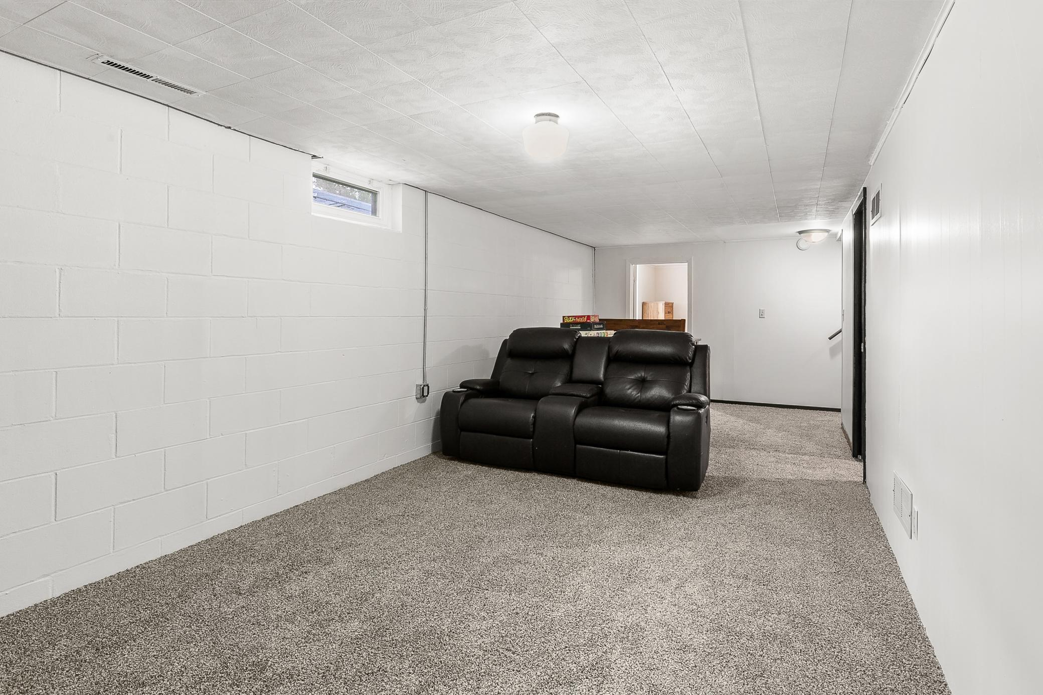 61 Greenstone Lane