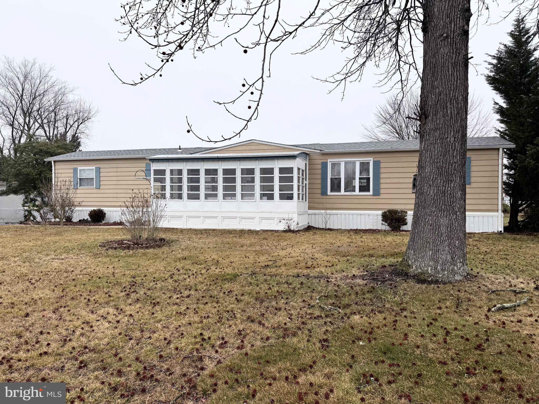 101 Country Ln  