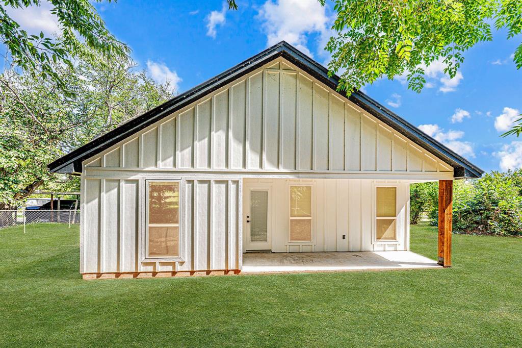 3712 Oak Meadow Street