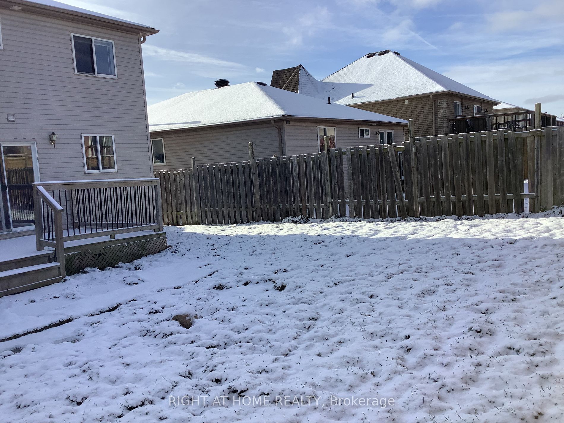 214 DUNSMORE Lane