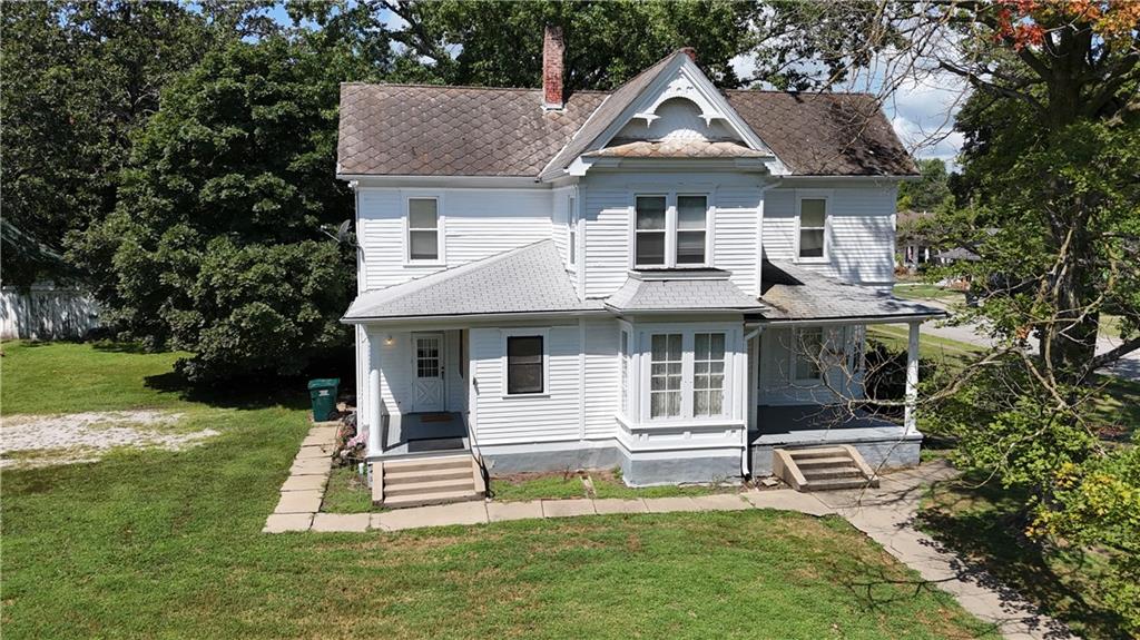 805 W Sycamore Street