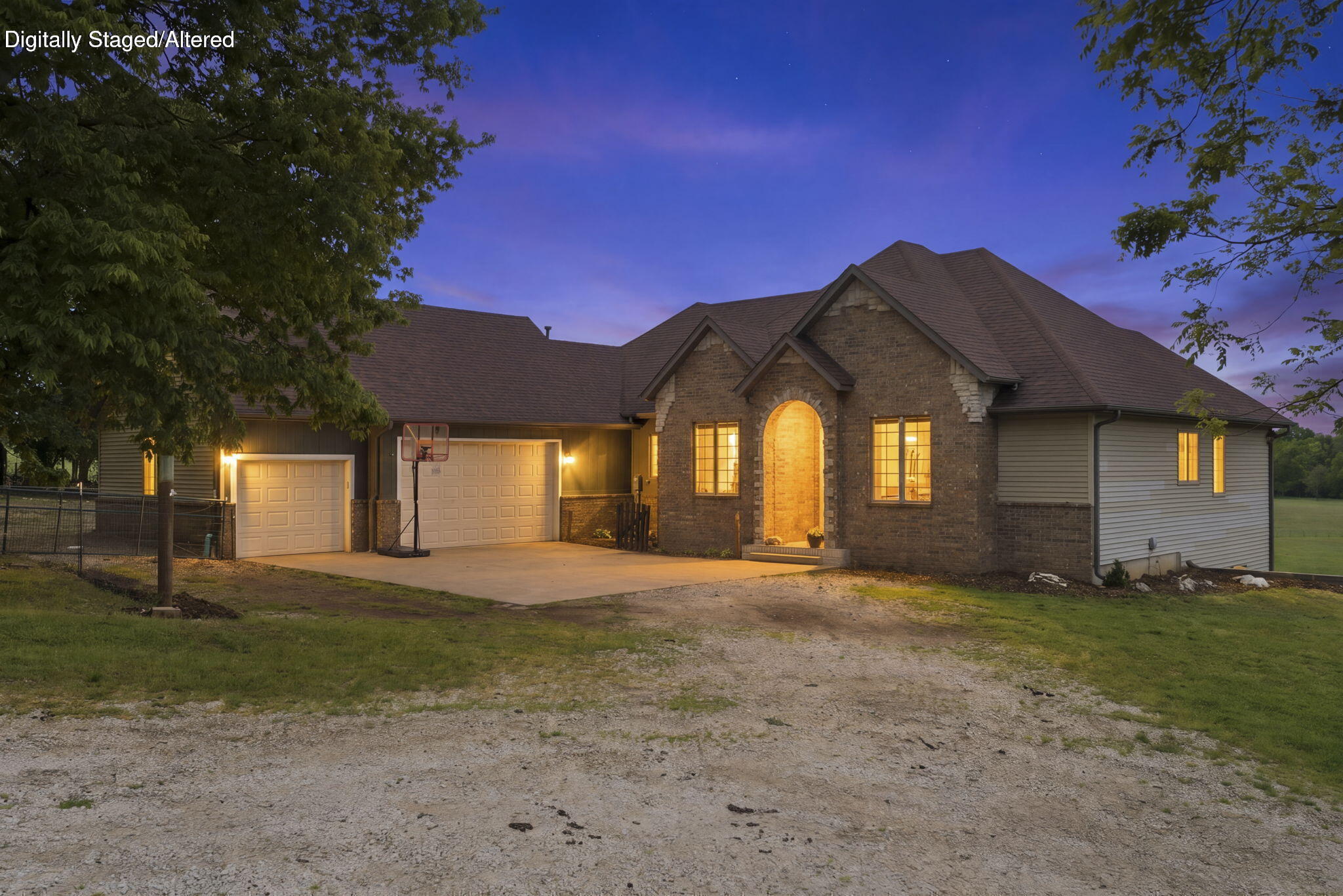 8202 N Farm Road 53