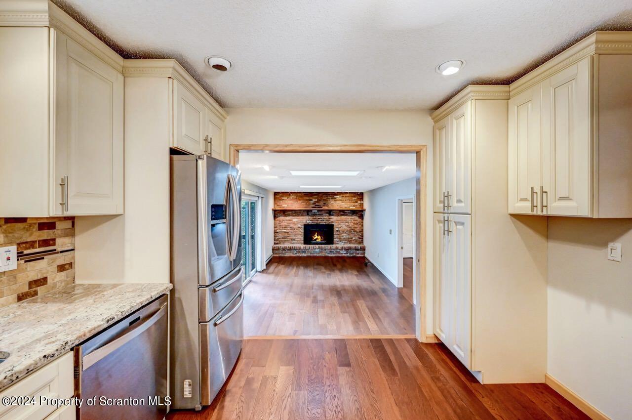 700 Lilac Lane