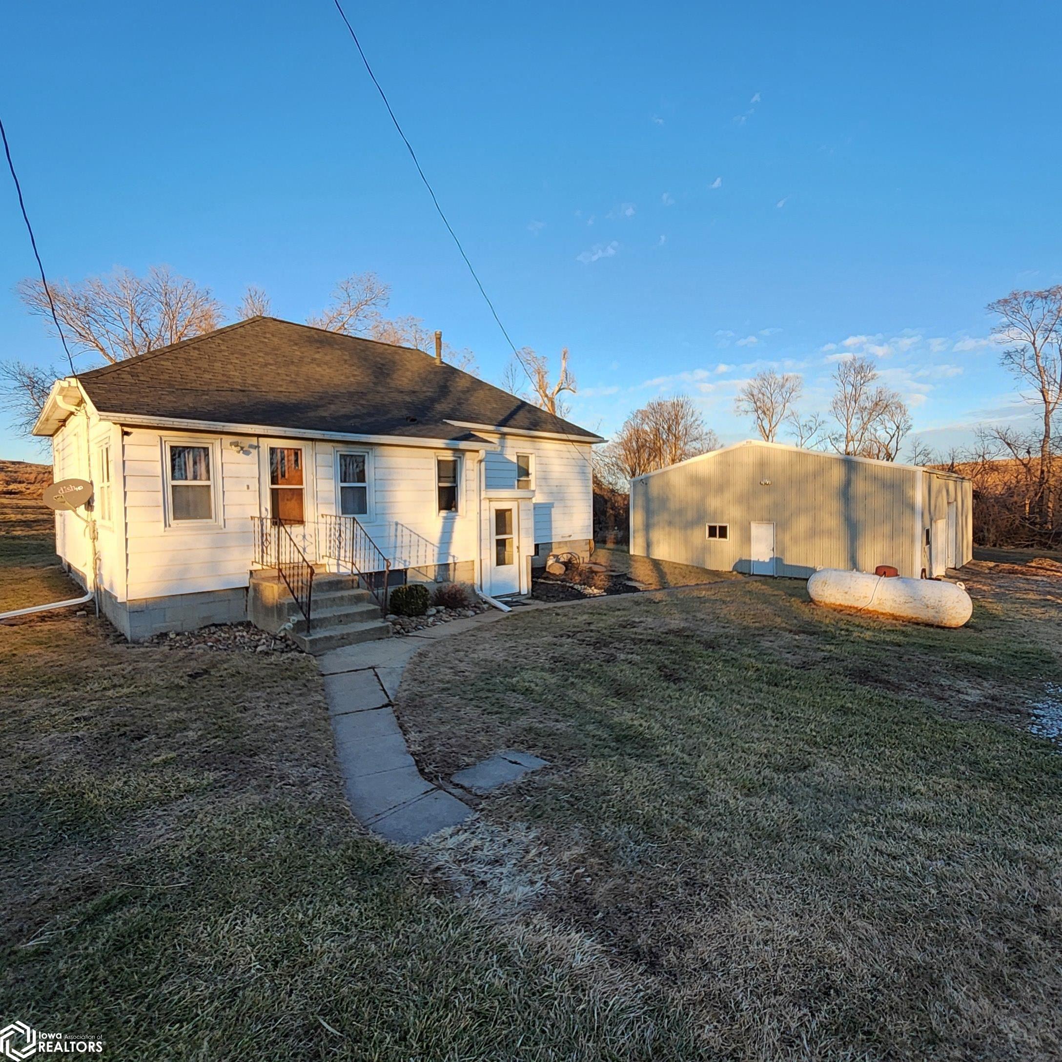 1519 Highway 59 Highway