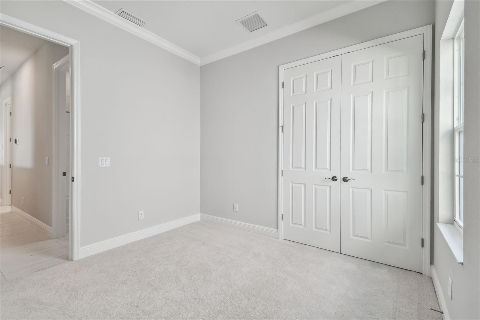 11239 Rustic Timber Loop