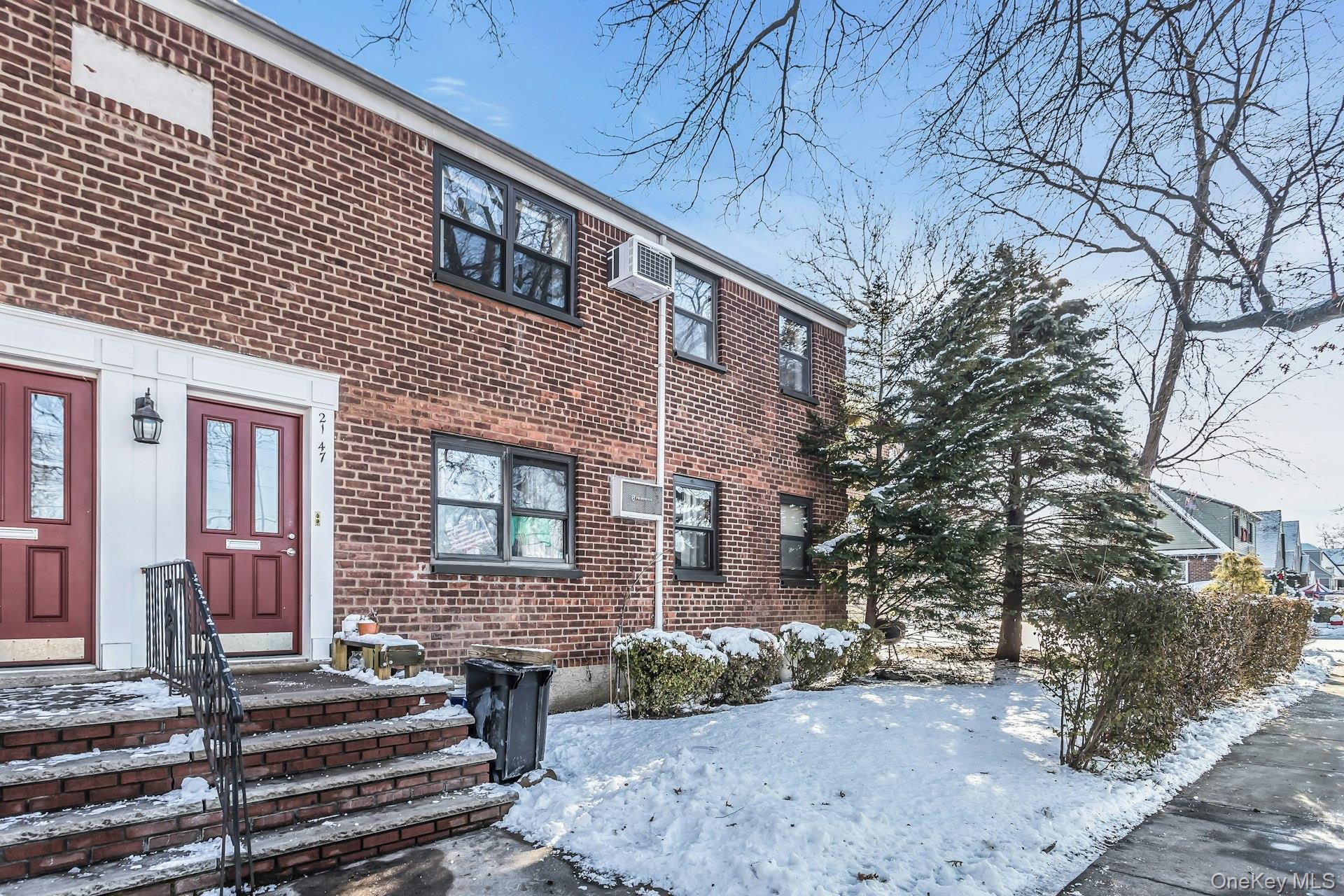 This 2 bedroom, 1 bath Co-op is centrally located near restaurants, shops and public transportation. The unit has been freshly painted and the hardwood floors through out have been refinished. A must see.