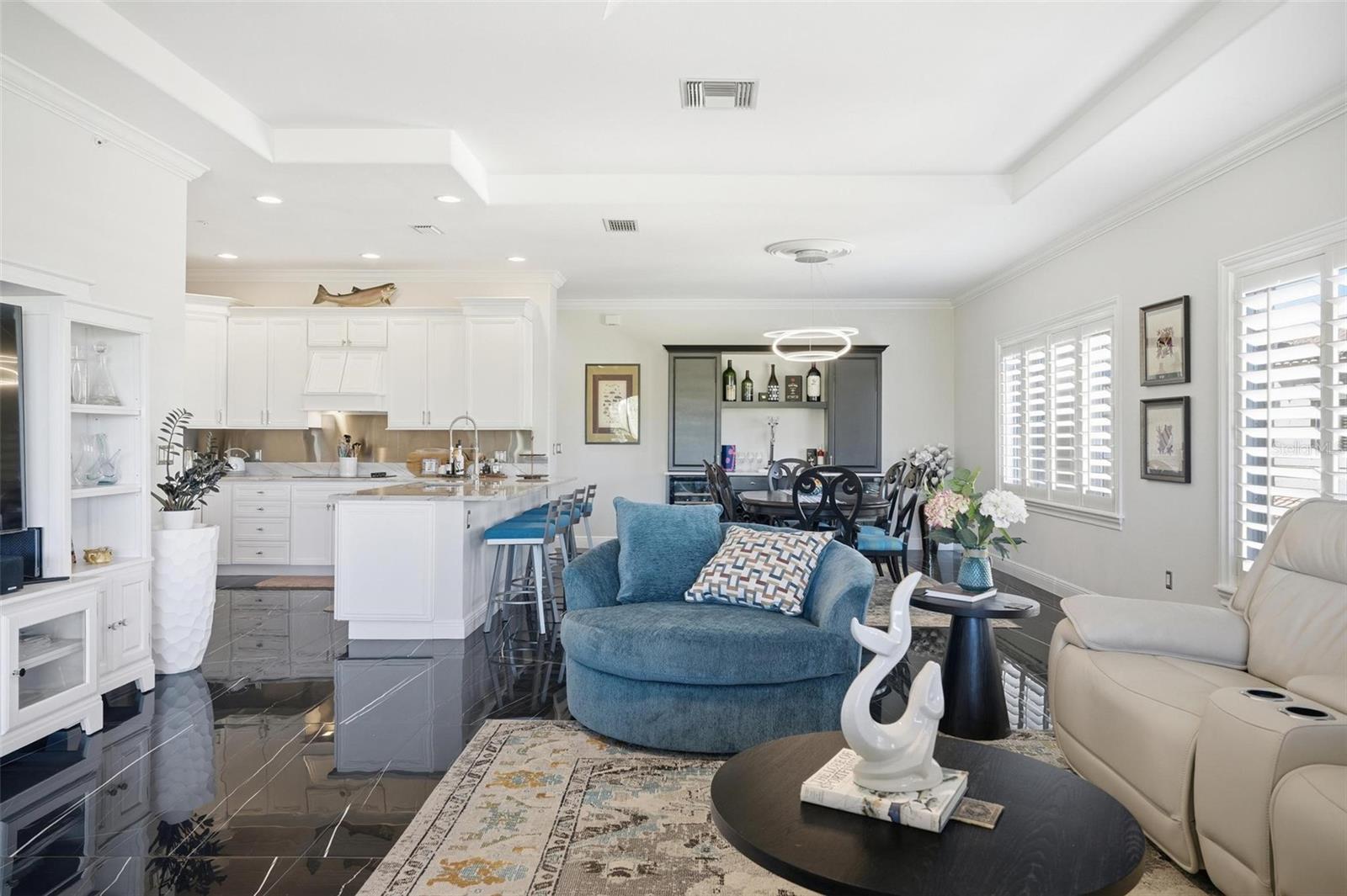 110 Club House Drive 301