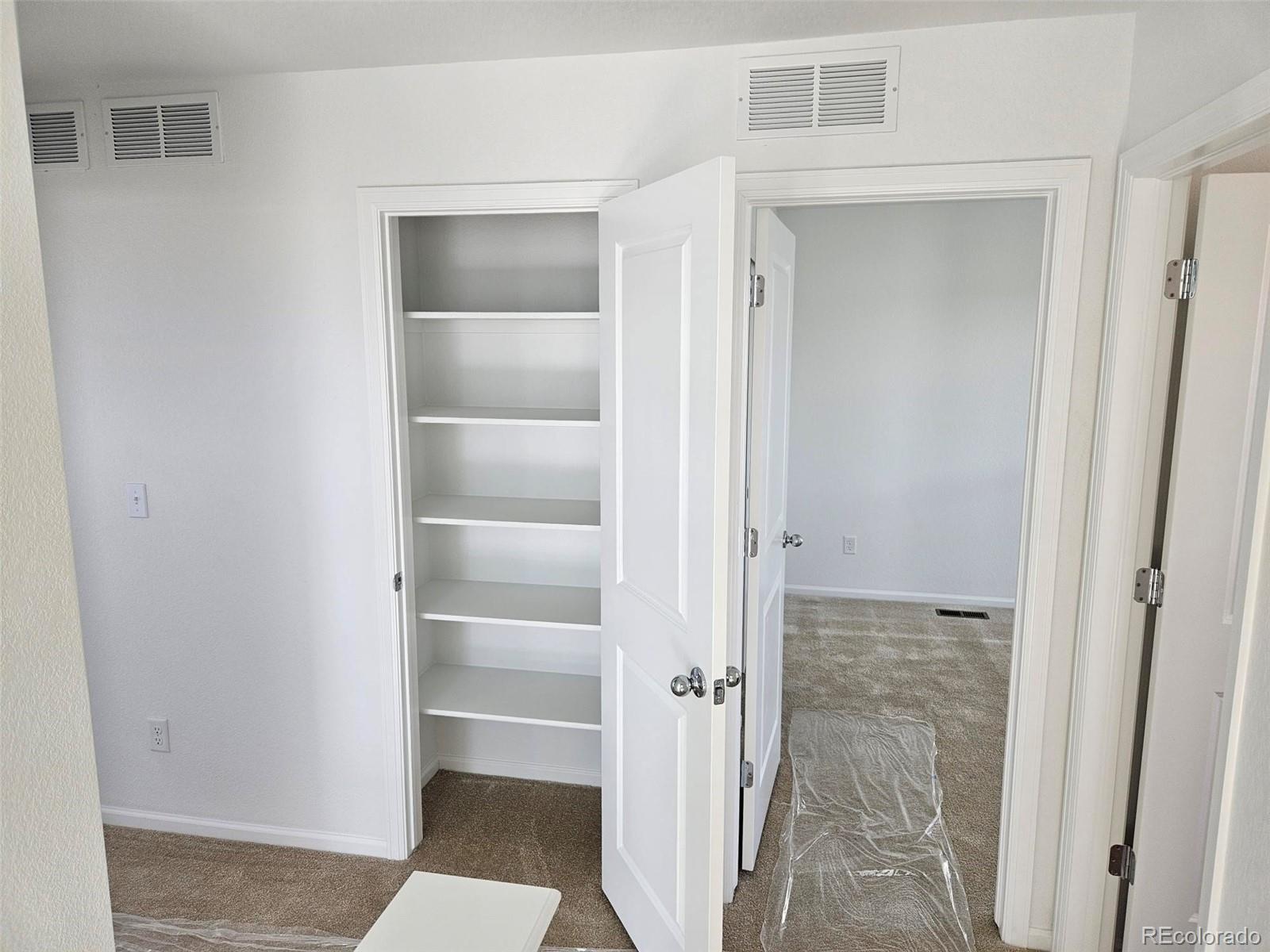 6047 Caribou Drive