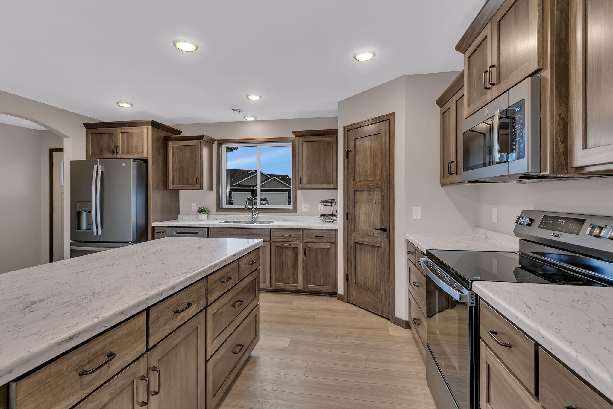 1701 Knottingham Drive