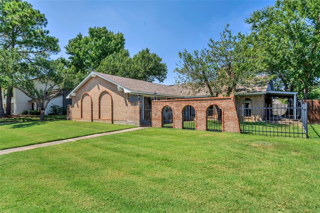 Best-priced opportunity in Southlake under $700K - don't miss this one! Located in an unbeatable setting with walkability to Lake Grapevine, zoned to highly sought-after Carroll Independent School District, and just minutes from Southlake Town Square for premier dining and shopping. Inside, you'll find 4 bedrooms and 2 full baths, with a generously sized primary suite featuring a private en suite and walk-in closet. The standout family room with a soaring vaulted ceiling and a striking fireplace delivers the space and character buyers are looking for. The kitchen includes granite counters, an eat-in area, and a light-filled picture window. Bonus features like the climate-controlled garage and attached workroom-storage offers flexibility for hobbies, projects, or additional storage - features rarely found at this price point. Opportunities like this in Southlake - especially under $700K - are limited!