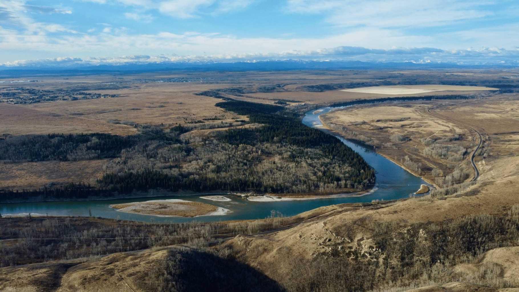 75.50 Acres North Springbank  5;3;25;28;Se